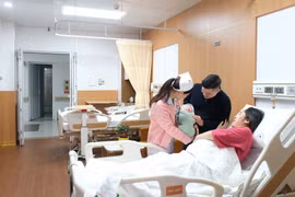 Tận mục khu khám chữa bệnh như “5 sao” của các bệnh viện công