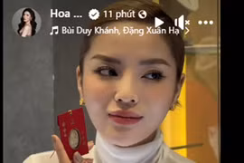 Hoa hậu Kỳ Duyên mua vàng ngày vía Thần Tài