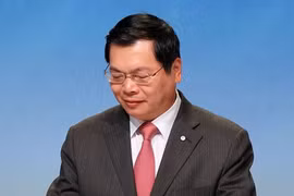 Gallery - XÉT XỬ ÔNG VŨ HUY HOÀNG - image 9