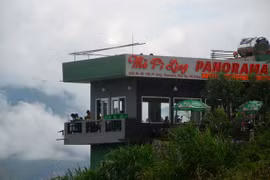Gallery - Mã Pì Lèng Panorama xây dựng trái phép - image 2