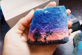 Mở cửa phòng em gái, cô chị ngỡ ngàng với cả thế giới bên trong