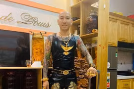 Gallery - NỔ SÚNG VÀO XE DƯƠNG MINH TUYỀN - image 3