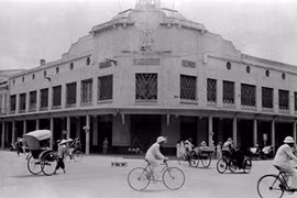 Câu chuyện 100 năm về biểu tượng thương mại - Tràng Tiền Plaza
