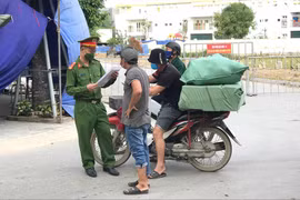 Dịch COVID-19 diễn biến phức tạp ở Hà Nội