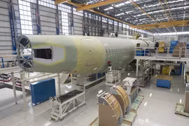Bên trong xưởng sản xuất máy bay Airbus đầu tiên ở Mỹ