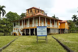 Gallery - Lãnh Tụ Cuba Fidel Castro Qua Đời - image 7