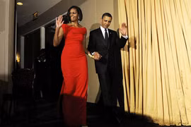 Ngắm phong cách thời trang hàng hiệu của phu nhân ông Obama