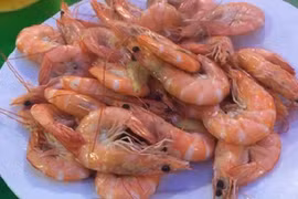 Khách khóc thét vì nhà hàng chặt chém 5 triệu một đĩa tôm