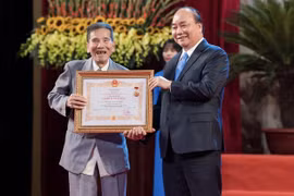Gallery - NSND TRẦN HẠNH QUA ĐỜI - image 16