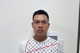 Hải Phòng: Khởi tố tài xế chèn ép, chửi bới, đánh lái xe