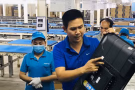 Sharp Việt Nam dọa kiện, Asanzo đối phó thế nào?