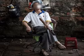 Ăn trầu, hút thuốc lào độc ngang thuốc trừ sâu 