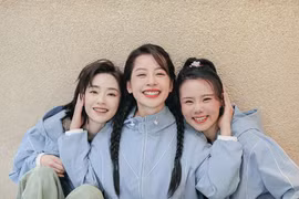 Gallery - TỶ TỶ ĐẠP GIÓ RẼ SÓNG 2023 - image 2