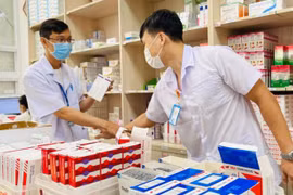 Bộ Y tế tháo gỡ tình trạng thiếu thuốc, vật tư y tế cục bộ