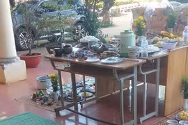 Đắk Lắk: Một trường THPT phải giải trình việc thuê thầy về cúng