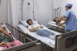 Gallery - Yaya Trương Nhi - Lương Bằng Quang - Ngân 98 - image 2