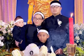 Gallery - CA SĨ PHI NHUNG QUA ĐỜI - image 6