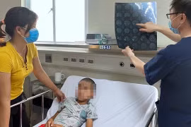 Thời điểm giao mùa, bệnh nhi viêm màng não gia tăng
