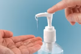 Sai lầm khi dùng dung dịch vệ sinh vùng kín dễ gây viêm nhiễm