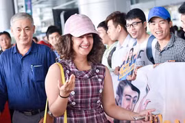 Gallery - Cô Dâu 8 Tuổi - image 4
