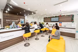 Con gái Chủ tịch BacABank muốn thoái hết 3,71 triệu cổ phiếu BAB