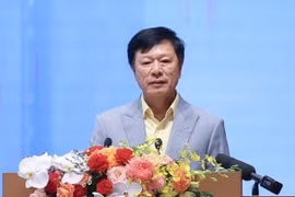 Chủ tịch Địa ốc Hoàng Quân đăng ký mua 23 triệu cổ phiếu