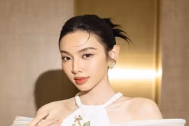 Gallery - NGUYỄN THÚC THÙY TIÊN - HOA HẬU HÒA BÌNH QUỐC TẾ - image 4