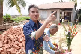 Gallery - ĐÀM VĨNH HƯNG BỊ CẤM DIỄN - image 2