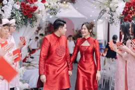 Ảnh ăn hỏi tuyệt đẹp của Hoa khôi bóng chuyền Việt Hương