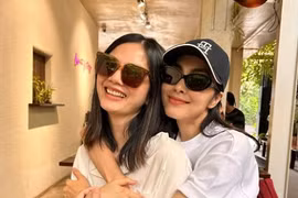 Nữ diễn viên "Bỗng dưng muốn khóc" làm giám đốc, hôn nhân viên mãn