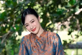 Angela Phương Trinh nói gì về tin đồn nợ nần?