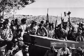 Gallery - Lãnh Tụ Cuba Fidel Castro Qua Đời - image 8
