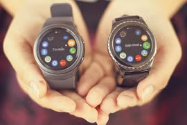 Ảnh đập hộp đồng hồ Samsung Gear S2 chính hãng