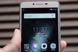 Mở hộp điện thoại Lenovo K5 Plus giá 4 triệu đồng tại VN