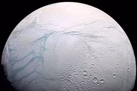  Dấu hiệu sự sống tiềm năng trên mặt trăng Enceladus của Sao Thổ 