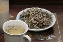 Loại chè đắt đỏ chỉ sống trên núi cao