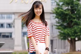 Trai xinh gái đẹp TQ rủ nhau quảng cáo cho trường đại học