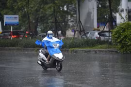 Thời tiết ngày 26/5: Hà Nội mưa dông diện rộng 