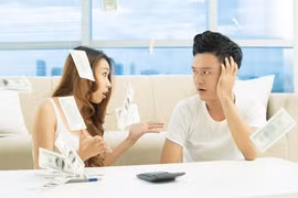 Vợ quá bủn xỉn, tôi chỉ muốn ly hôn cho đỡ ngột ngạt