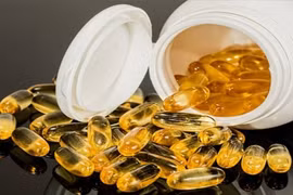 Dùng quá nhiều vitamin, người đàn ông gây ngộ độc cho cơ thể