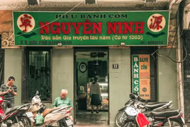 Chủ bánh cốm Nguyên Ninh thất thu cả trăm triệu vì bị dừng bán