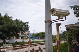 Cận cảnh hệ thống radar cảnh báo chướng ngại vật đường ngang đầu tiên ở Việt Nam