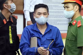 Gian lận thi ở Sơn La: Cựu GĐ Sở nhờ cấp dưới giúp 8 thí sinh