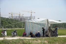 Gallery - Bãi rác Nam Sơn bị chặn - image 6