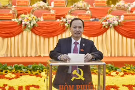 Gallery - BẮT CỰU BÍ THƯ THANH HÓA TRỊNH VĂN CHIẾN - image 1