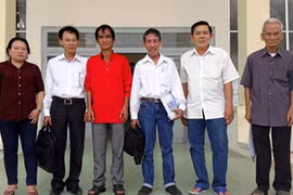 Gallery - Án Oan Huỳnh Văn Nén - image 3