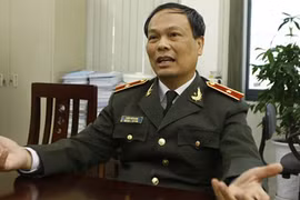 Gallery - Công An Gạt Tay Trúng Má Phóng Viên - image 4