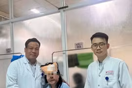 Chủ quan không tái khám định kỳ, nữ bệnh nhân phải phẫu thuật vùng mặt