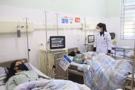 Cảnh báo biến chứng nguy hiểm viêm phổi, suy hô hấp do cúm mùa