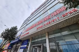 Phòng khám Đông Phương bị tố chặt chém, tại sao Sở Y tế Hà Nội vẫn im lặng?